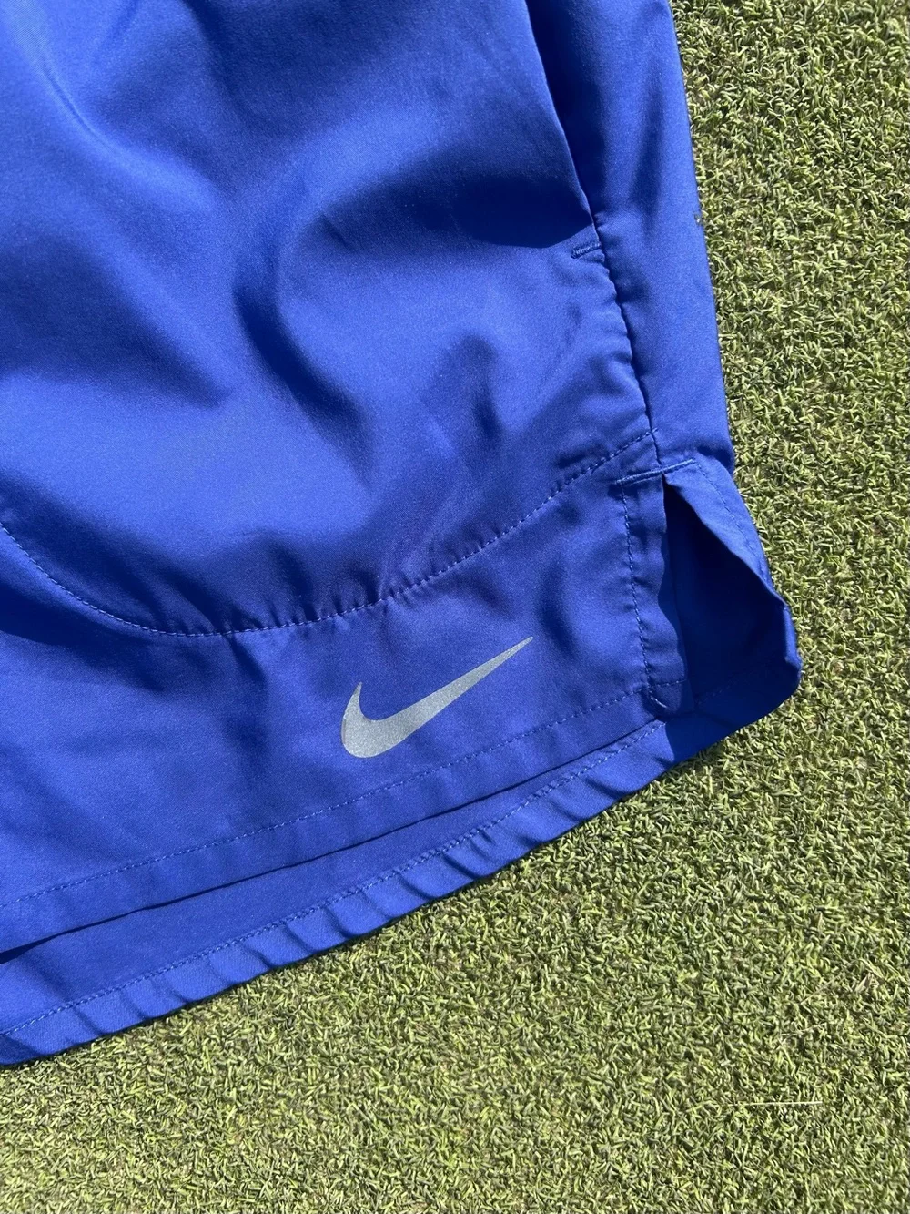 Nike Men's Dri-FIT Stride 5" Brief-Lined Shorts, Size S - Picture 2 of 5